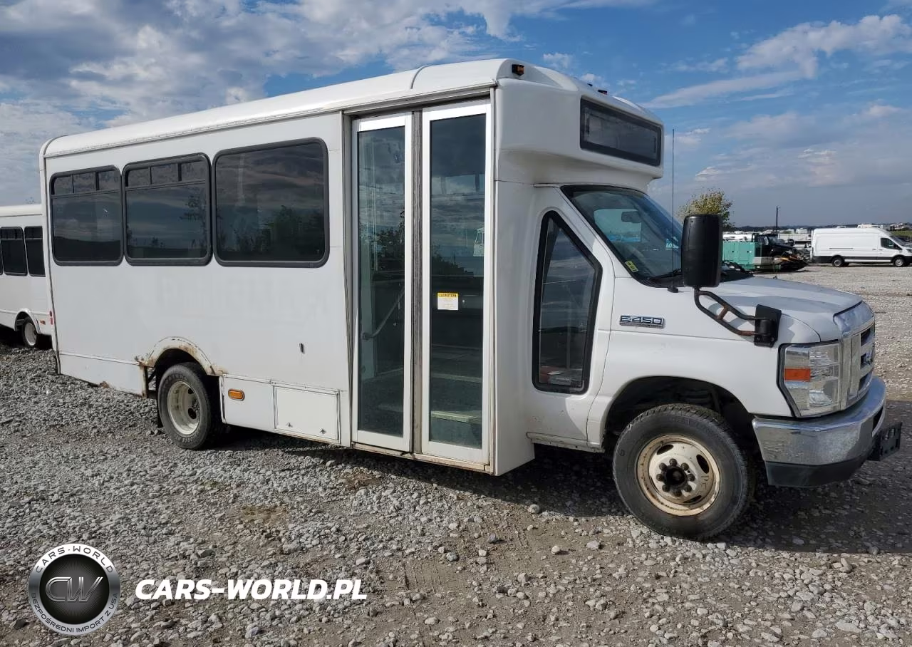 2016 Ford Econoline E450 Super Duty Cutaway Van VIN:1FDFE4FS3GDC57941 - 4