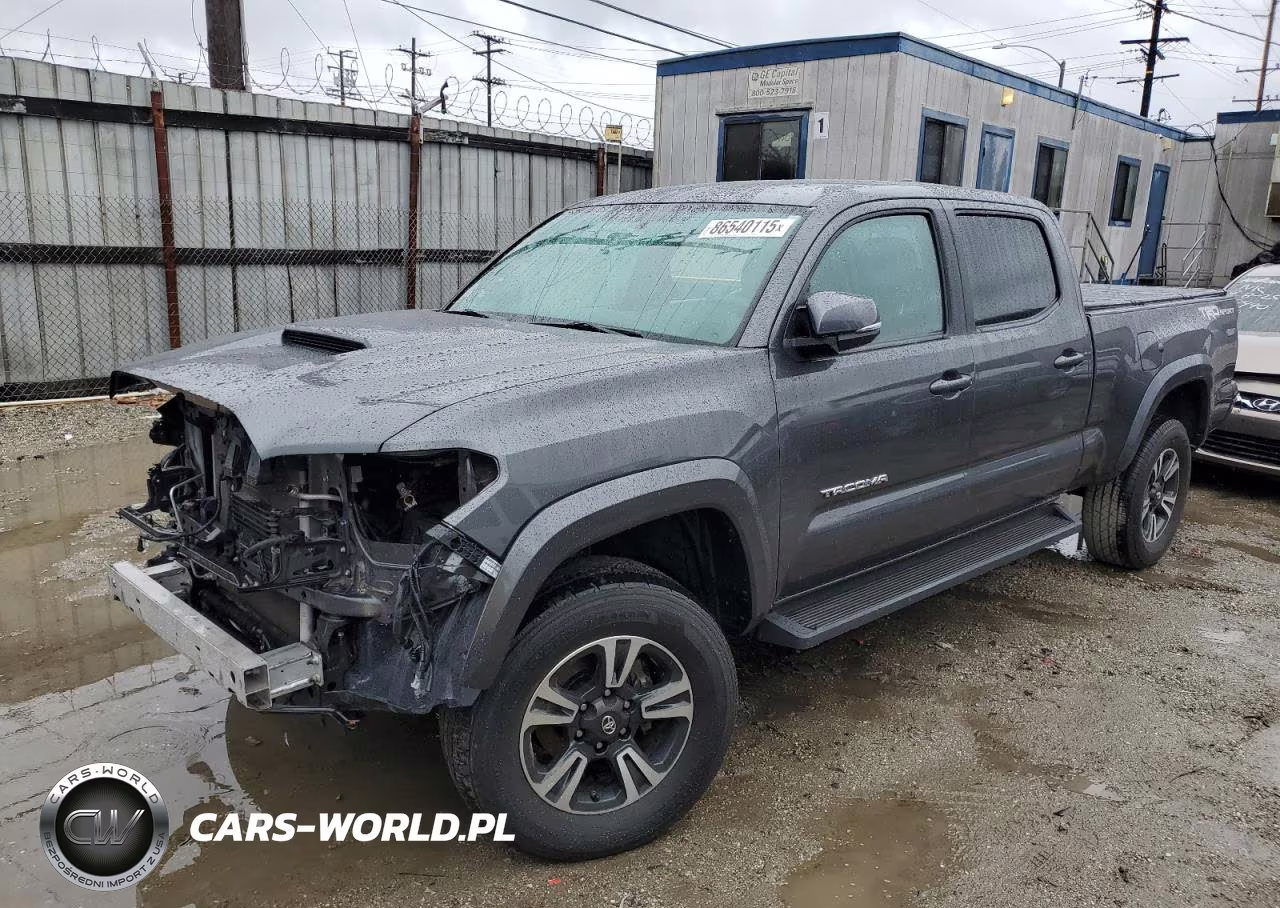 2017 Toyota Tacoma Double Cab – zdjęcie 1 z 12
