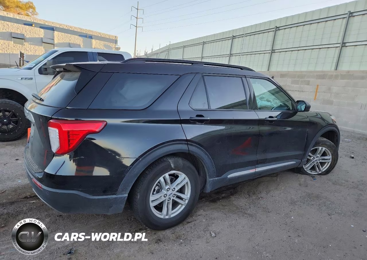 2023 Ford Explorer Xlt VIN:1FMSK7DH1PGA57851 - 3