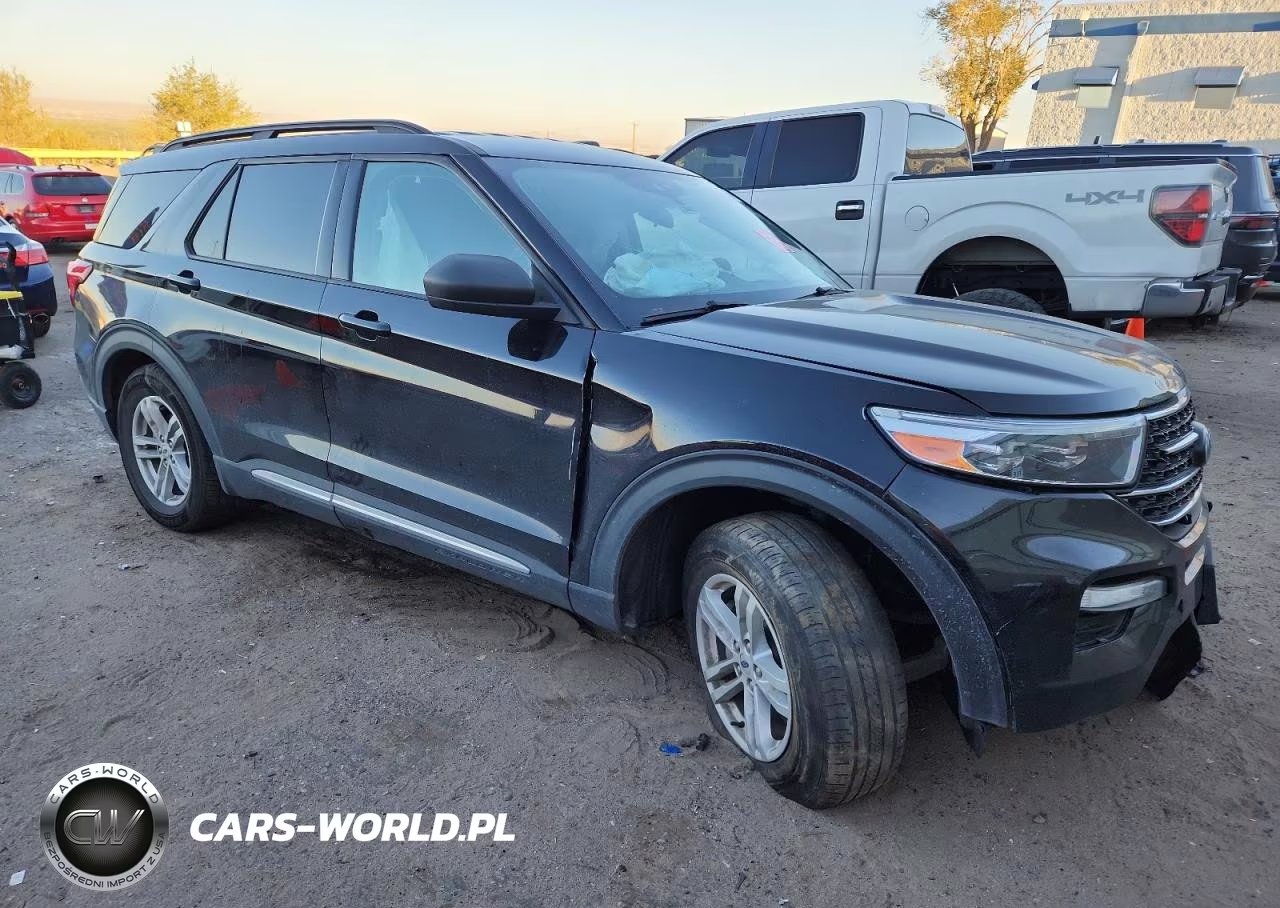 2023 Ford Explorer Xlt VIN:1FMSK7DH1PGA57851 - 4