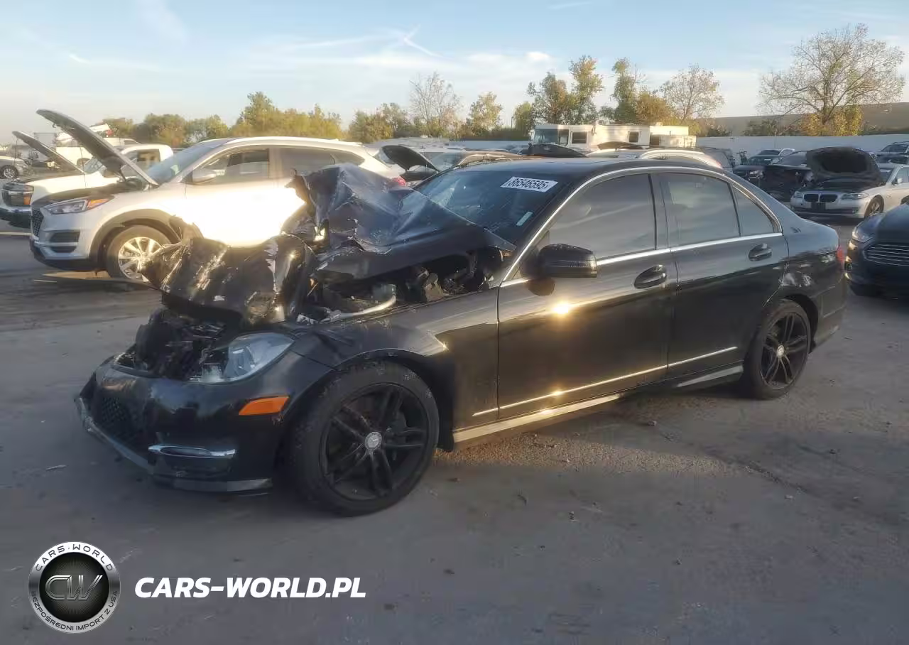 2014 Mercedes-Benz C 300 4Matic