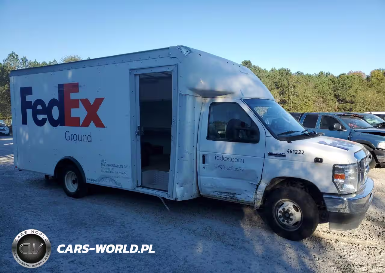 2021 Ford E-350 Delivery Truck