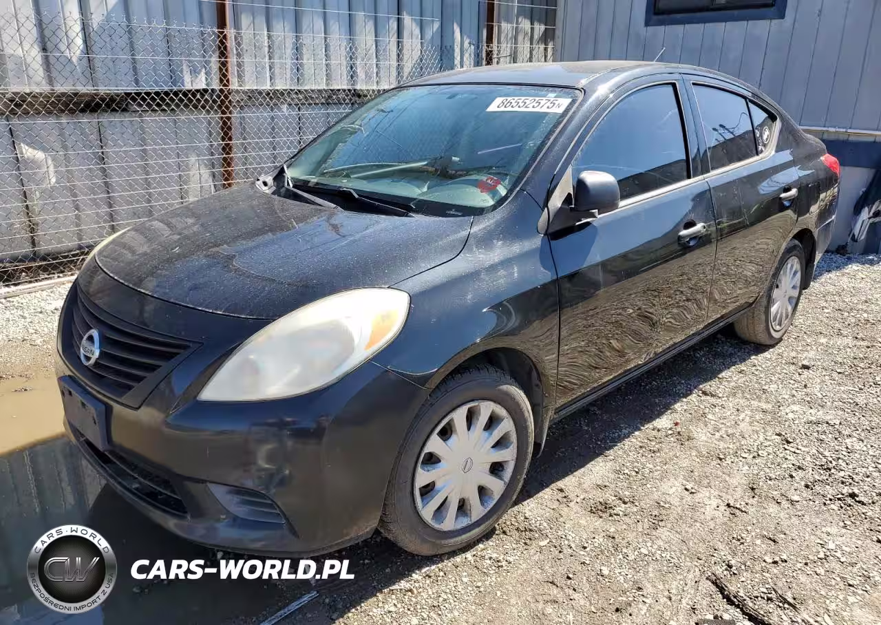 2013 Nissan Versa S
