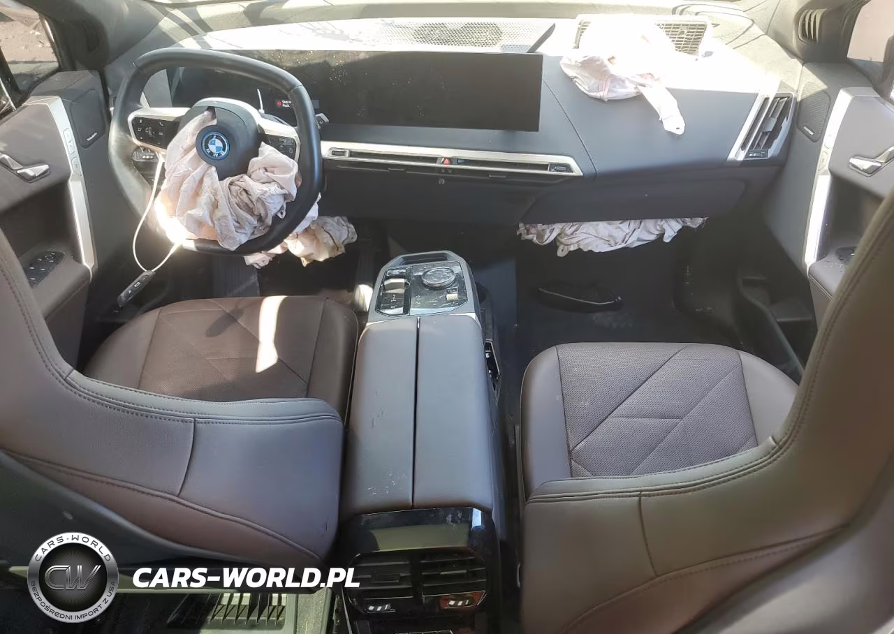 2024 BMW Ix xDrive50 VIN:WB523CF04RCN46056 - 8