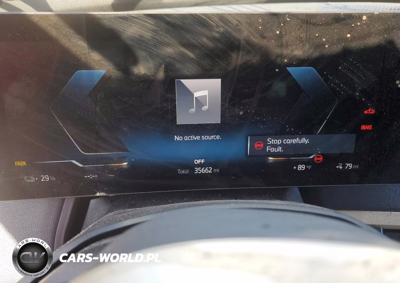 2024 BMW Ix xDrive50 VIN:WB523CF04RCN46056 - 9