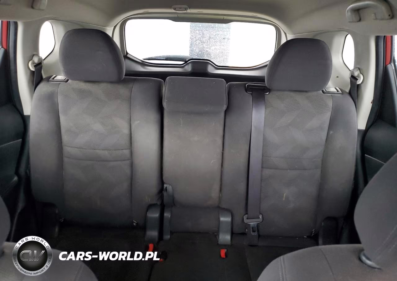 2016 Nissan Rogue S VIN:KNMAT2MT2GP693313 - 10