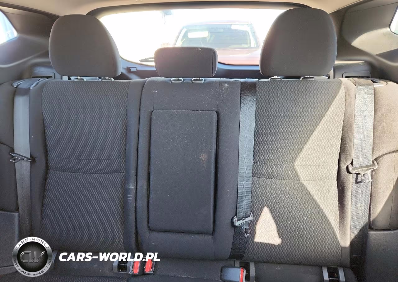 2021 Nissan Rogue Sport S VIN:JN1BJ1AW9MW423437 - 10
