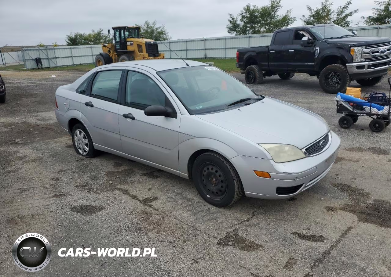2005 Ford Focus Zx4 VIN:1FAFP34N25W202670 - 4