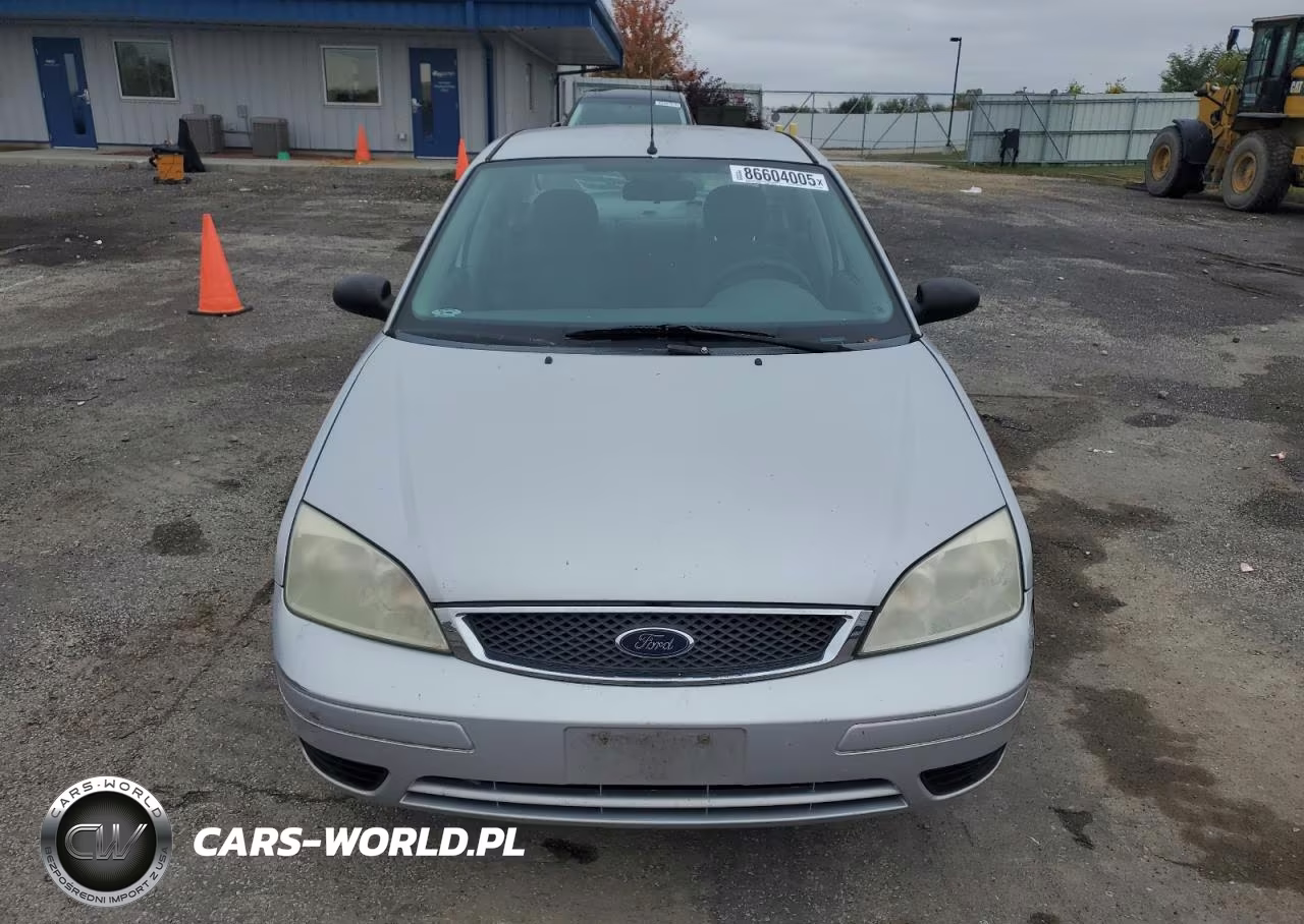2005 Ford Focus Zx4 VIN:1FAFP34N25W202670 - 5