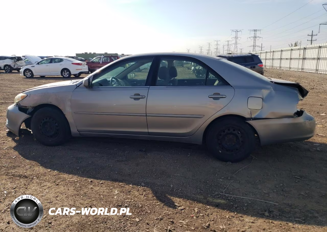 2005 Toyota Camry Le VIN:4T1BE32K05U946704 - 2