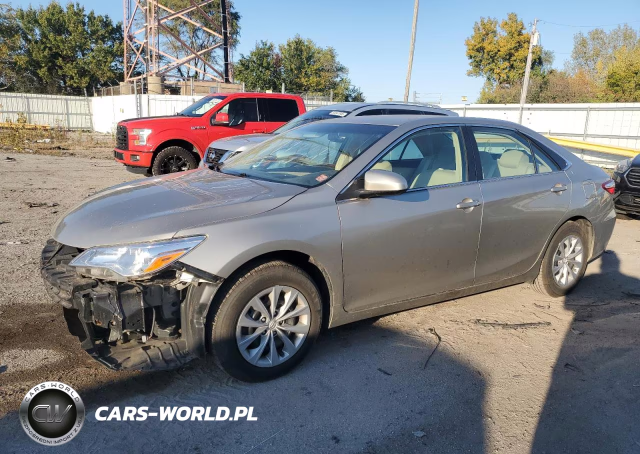 2015 Toyota Camry Le VIN:4T4BF1FK7FR513657 - 1