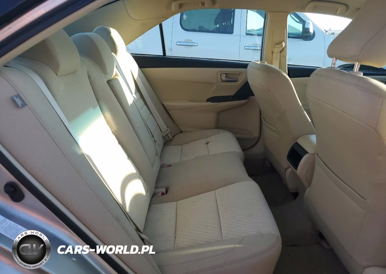 2015 Toyota Camry Le VIN:4T4BF1FK7FR513657 - 10