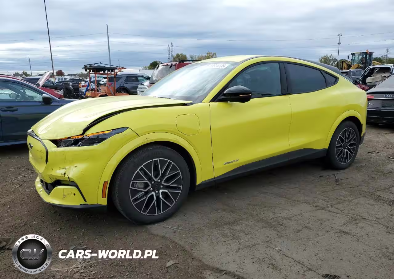 2025 Ford Mustang Mach-E Premium