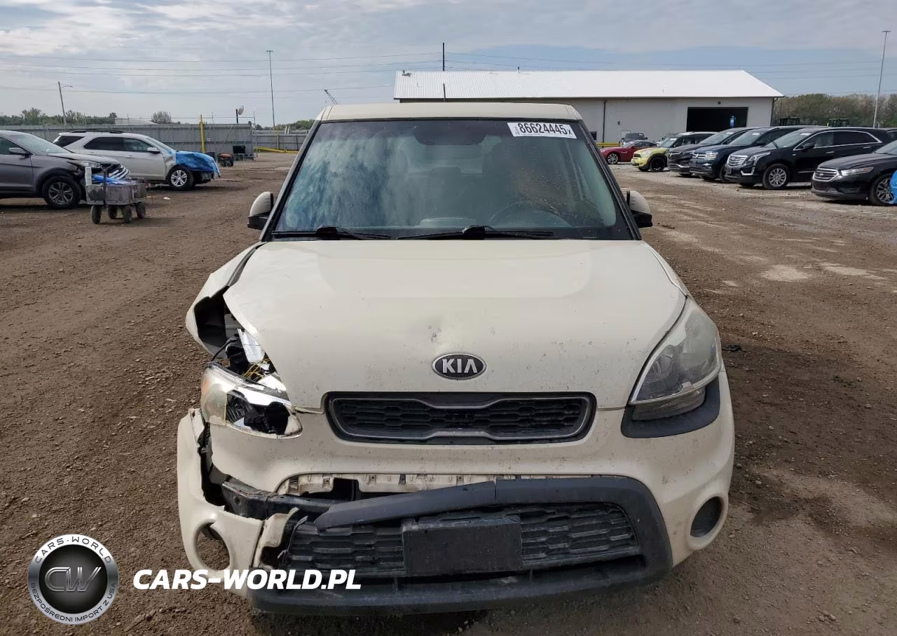 2013 Kia Soul + VIN:KNDJT2A66D7538791 - 5