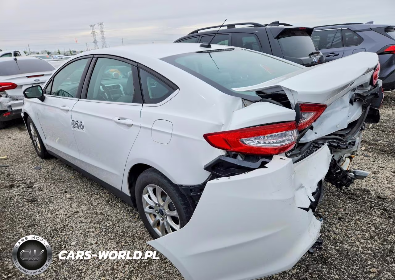 2016 Ford Fusion S VIN:3FA6P0G79GR111347 - 2