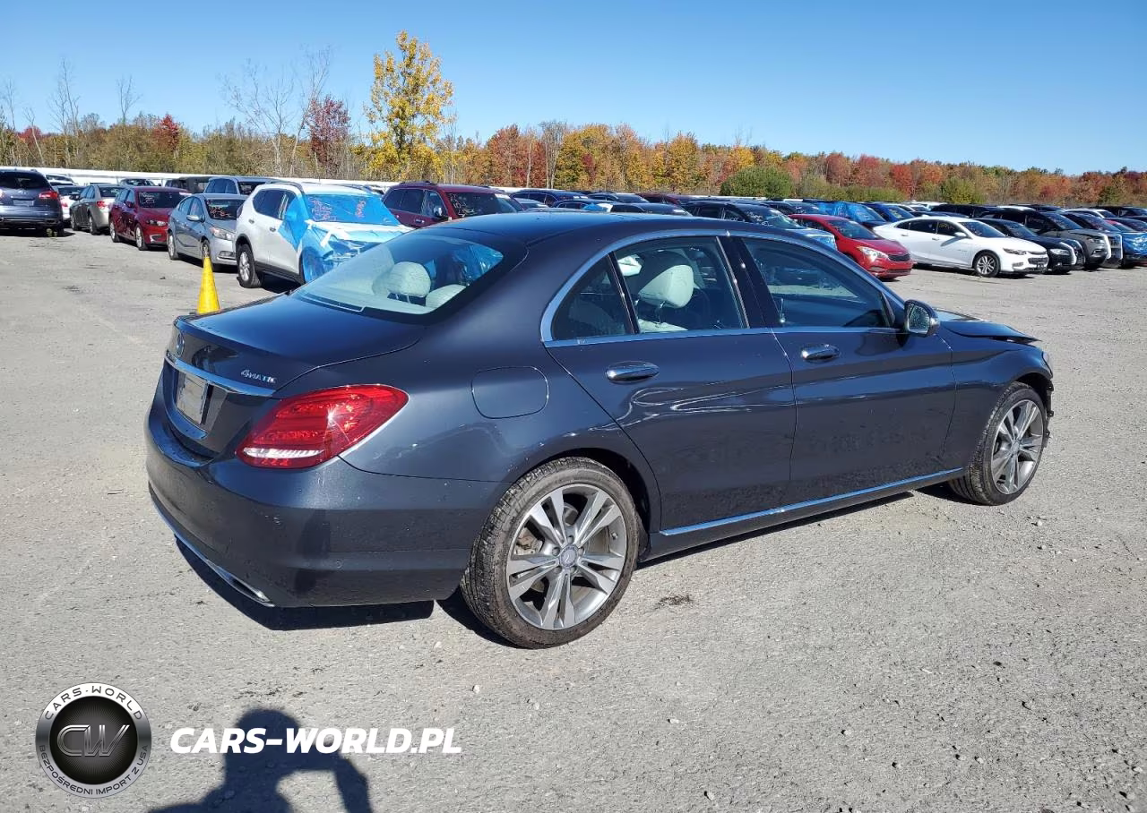 2015 Mercedes-Benz C 300 4Matic VIN:55SWF4KB2FU081672 - 3