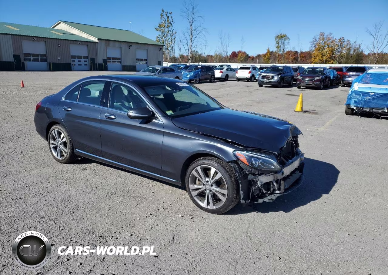 2015 Mercedes-Benz C 300 4Matic VIN:55SWF4KB2FU081672 - 4