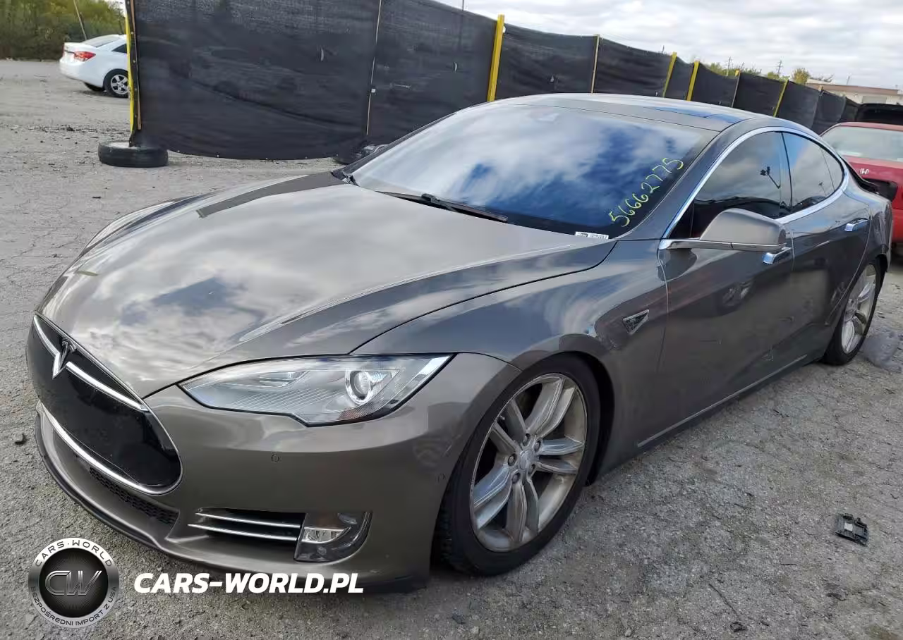 2015 Tesla Model S