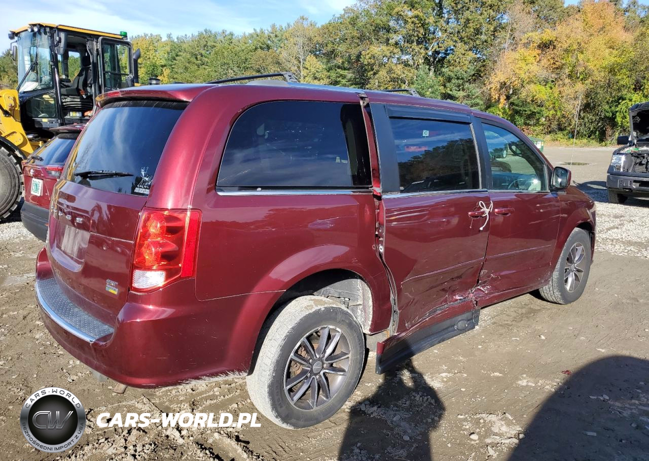 2017 Dodge Grand Caravan Sxt VIN:2C4RDGCG5HR697261 - 3