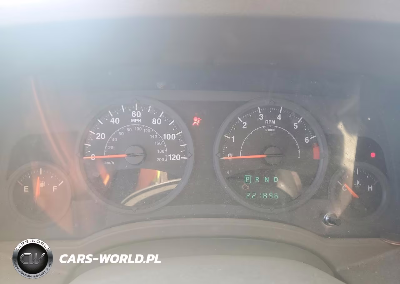 2007 Jeep Compass VIN:1J8FT47W87D153739 - 9