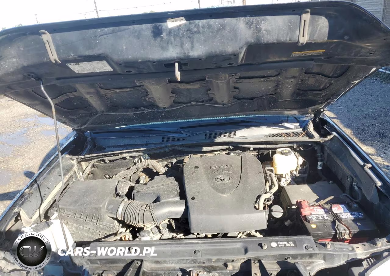 2018 Toyota Tacoma Double Cab VIN:3TMCZ5AN8JM132982 - 11