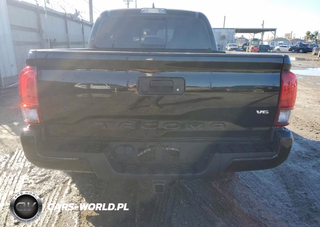 2018 Toyota Tacoma Double Cab VIN:3TMCZ5AN8JM132982 - 6