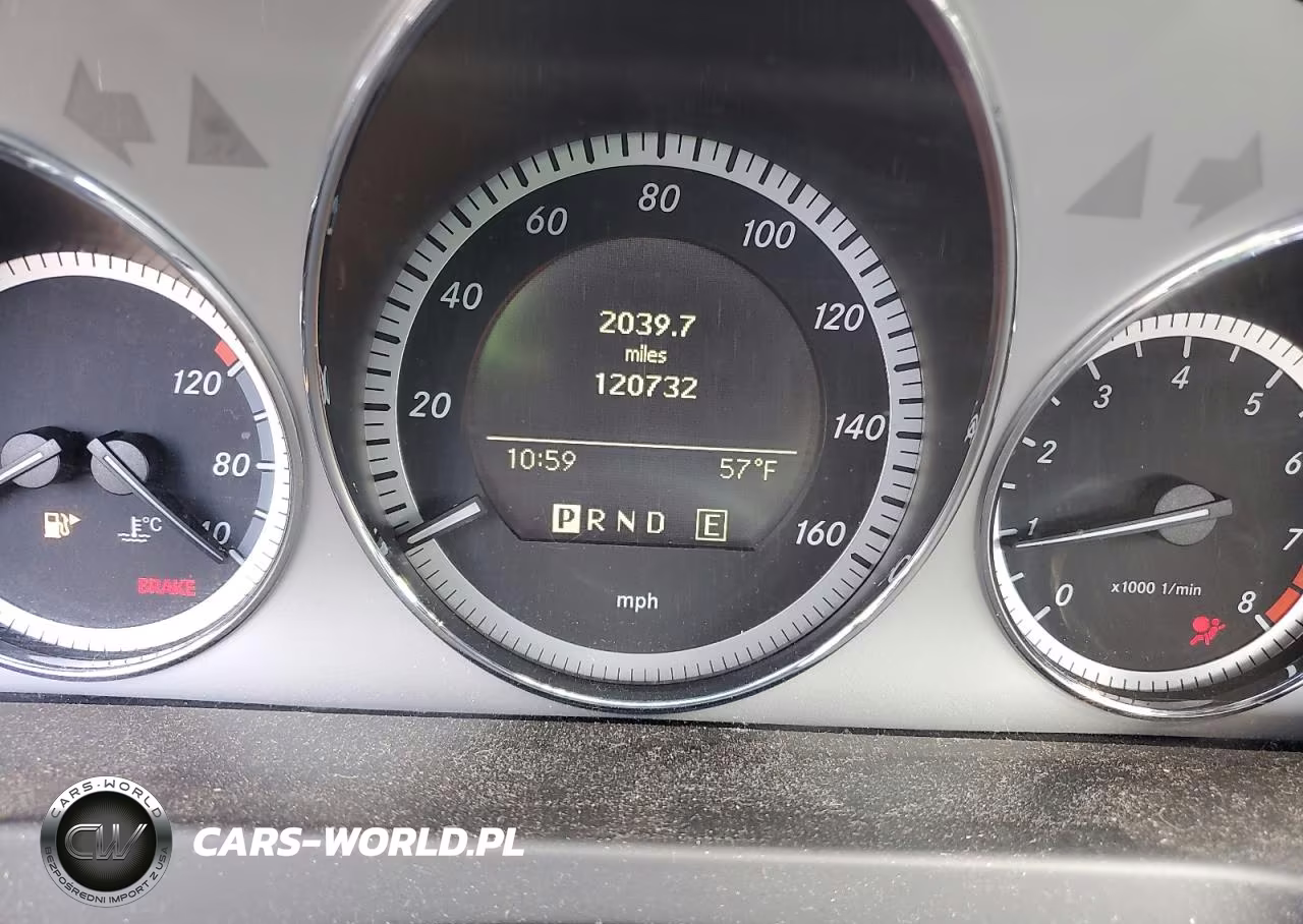 2011 Mercedes-Benz C 300 4Matic VIN:WDDGF8BB7BR161413 - 9