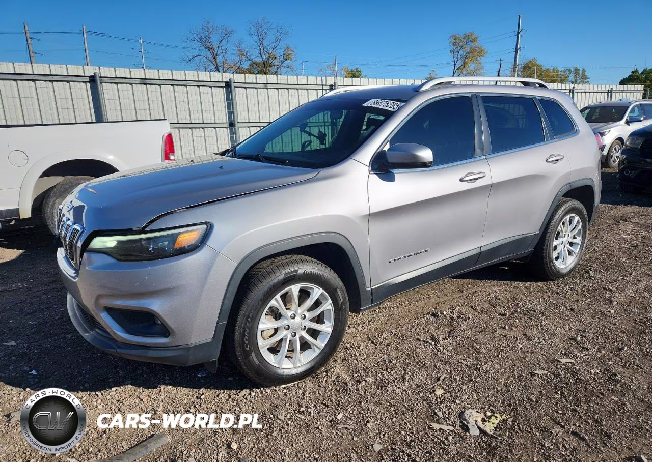 2019 Jeep Cherokee Latitude VIN:1C4PJMCBXKD395039 - 1