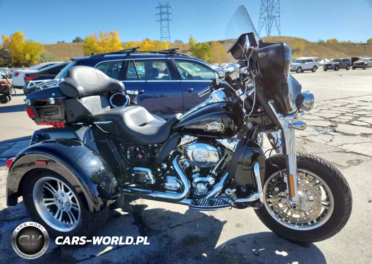 2013 Harley-Davidson Flhtcutg Tri Glide Ultra Classic