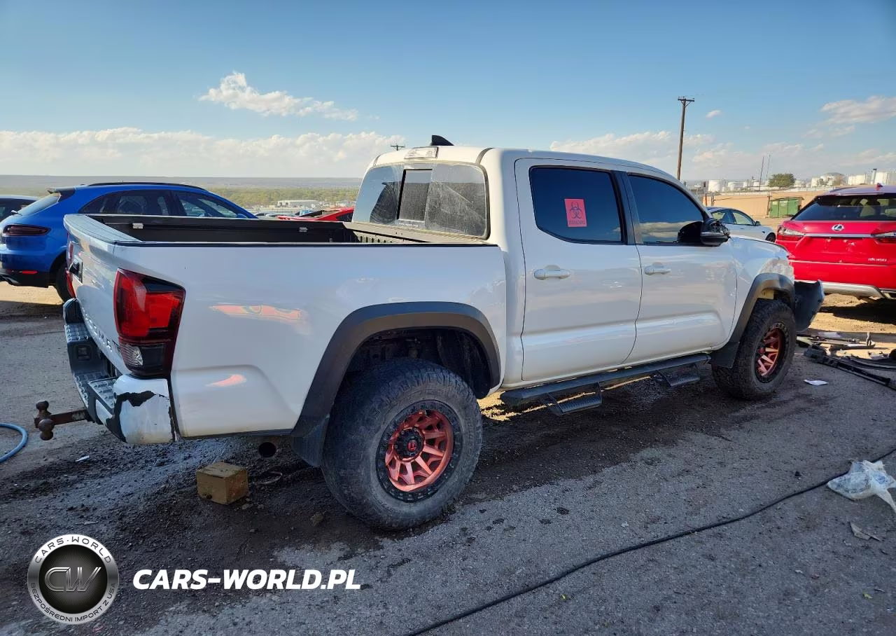 2019 Toyota Tacoma Double Cab VIN:3TMCZ5AN0KM275538 - 3