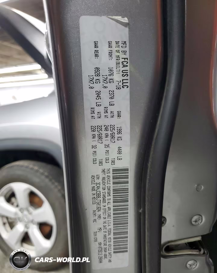2018 Jeep Compass Latitude VIN:3C4NJCBB8JT501824 - 13