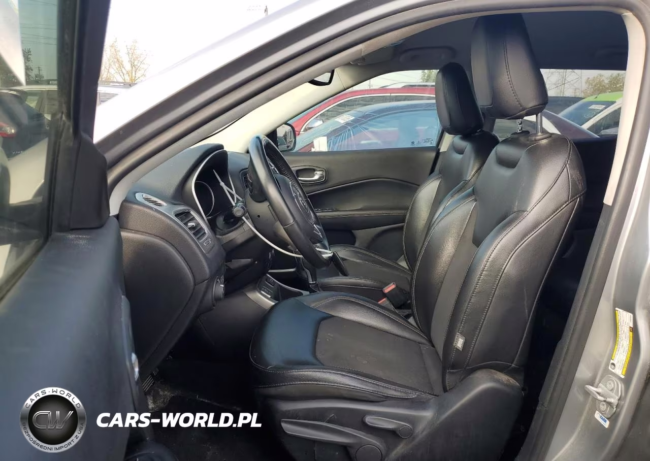 2018 Jeep Compass Latitude VIN:3C4NJCBB8JT501824 - 7