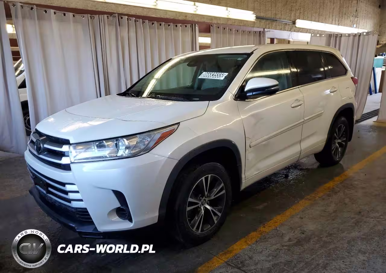 2018 Toyota Highlander Le