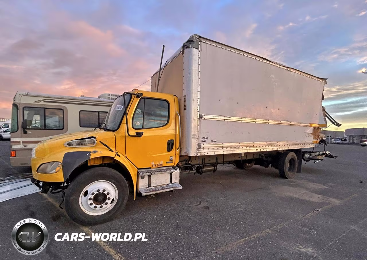 2006 Freightliner Business Class M2 Box Truck