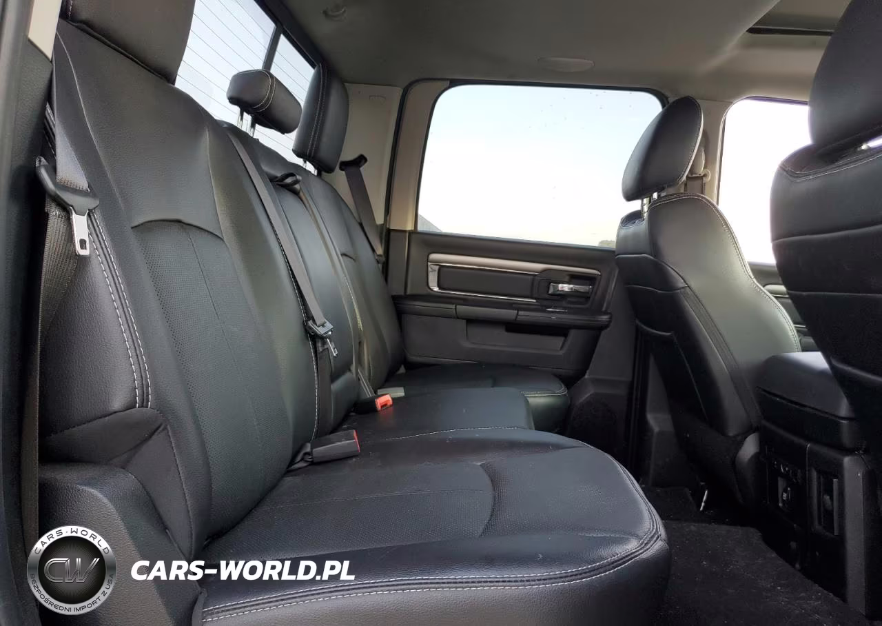 2018 Ram 1500 Sport VIN:1C6RR7UT3JS197656 - 10