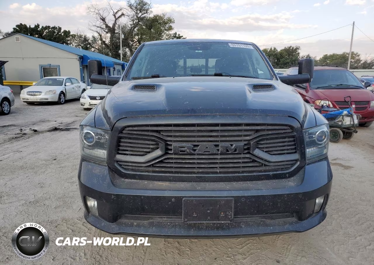 2018 Ram 1500 Sport VIN:1C6RR7UT3JS197656 - 5