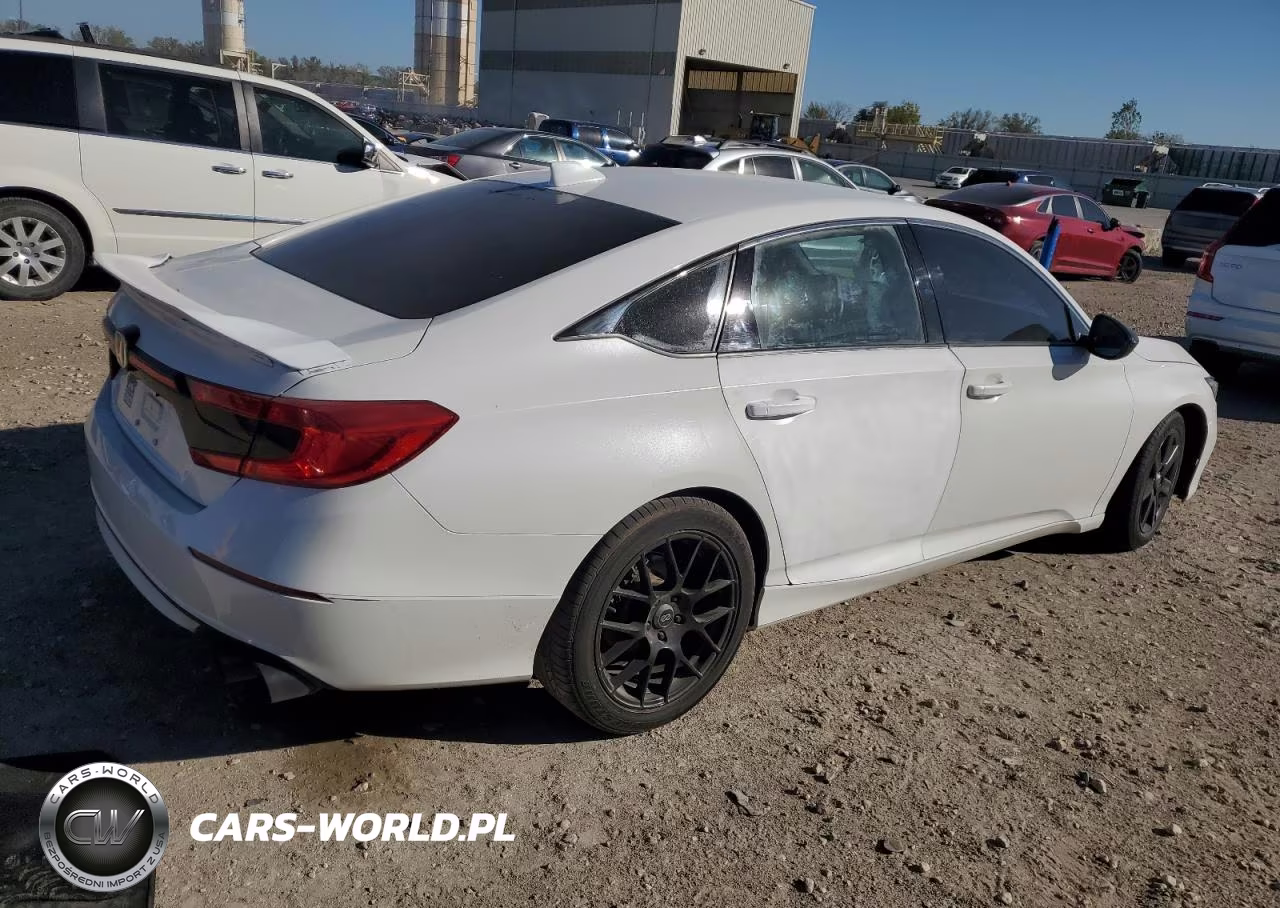 2018 Honda Accord Sport VIN:1HGCV1F36JA239054 - 3