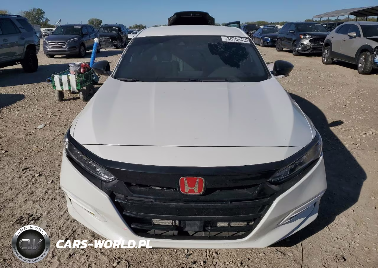 2018 Honda Accord Sport VIN:1HGCV1F36JA239054 - 5