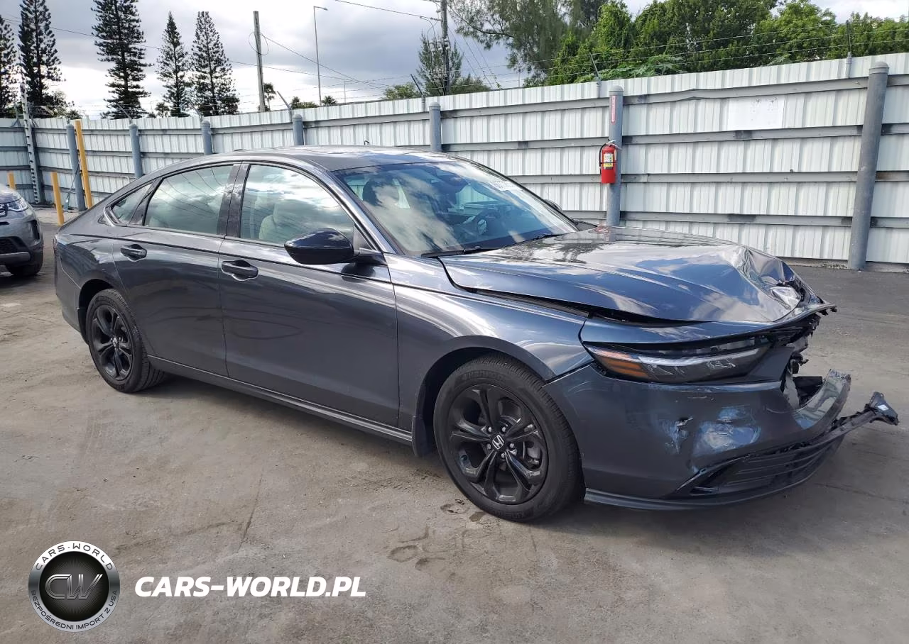 2025 Honda Accord Se VIN:1HGCY1F42SA032873 - 4