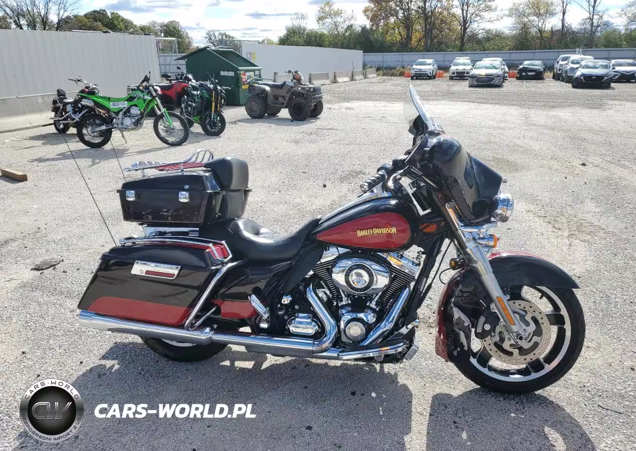 2010 Harley-Davidson Flhx