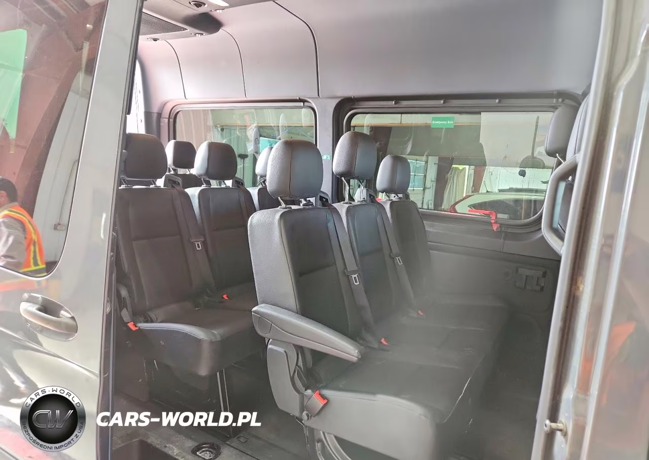 2021 Mercedes-Benz Sprinter 2500 VIN:W1Z4EFVY3MT064422 - 11