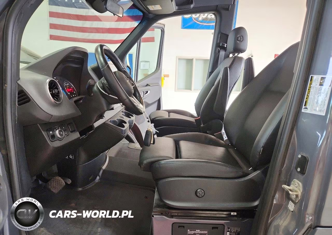 2021 Mercedes-Benz Sprinter 2500 VIN:W1Z4EFVY3MT064422 - 7