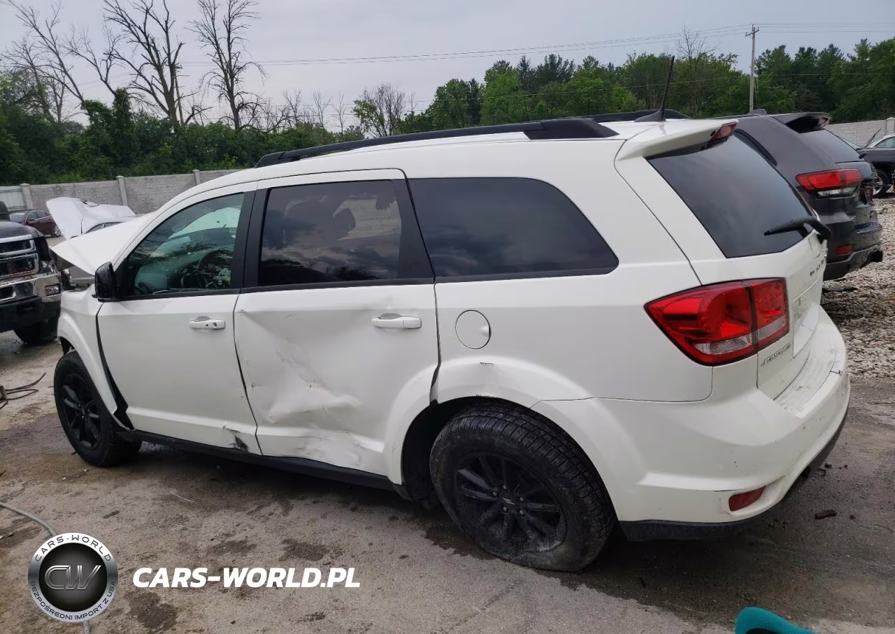 2019 Dodge Journey Se VIN:3C4PDCBB4KT774101 - 2