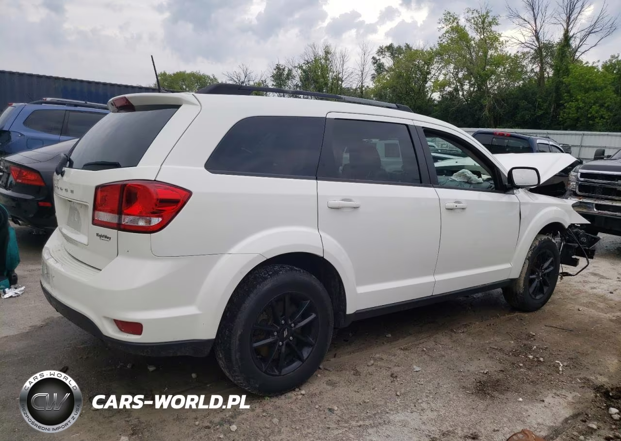 2019 Dodge Journey Se VIN:3C4PDCBB4KT774101 - 3