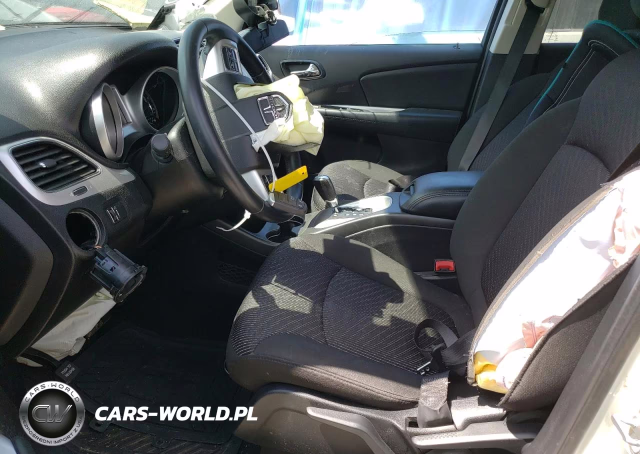 2019 Dodge Journey Se VIN:3C4PDCBB4KT774101 - 7