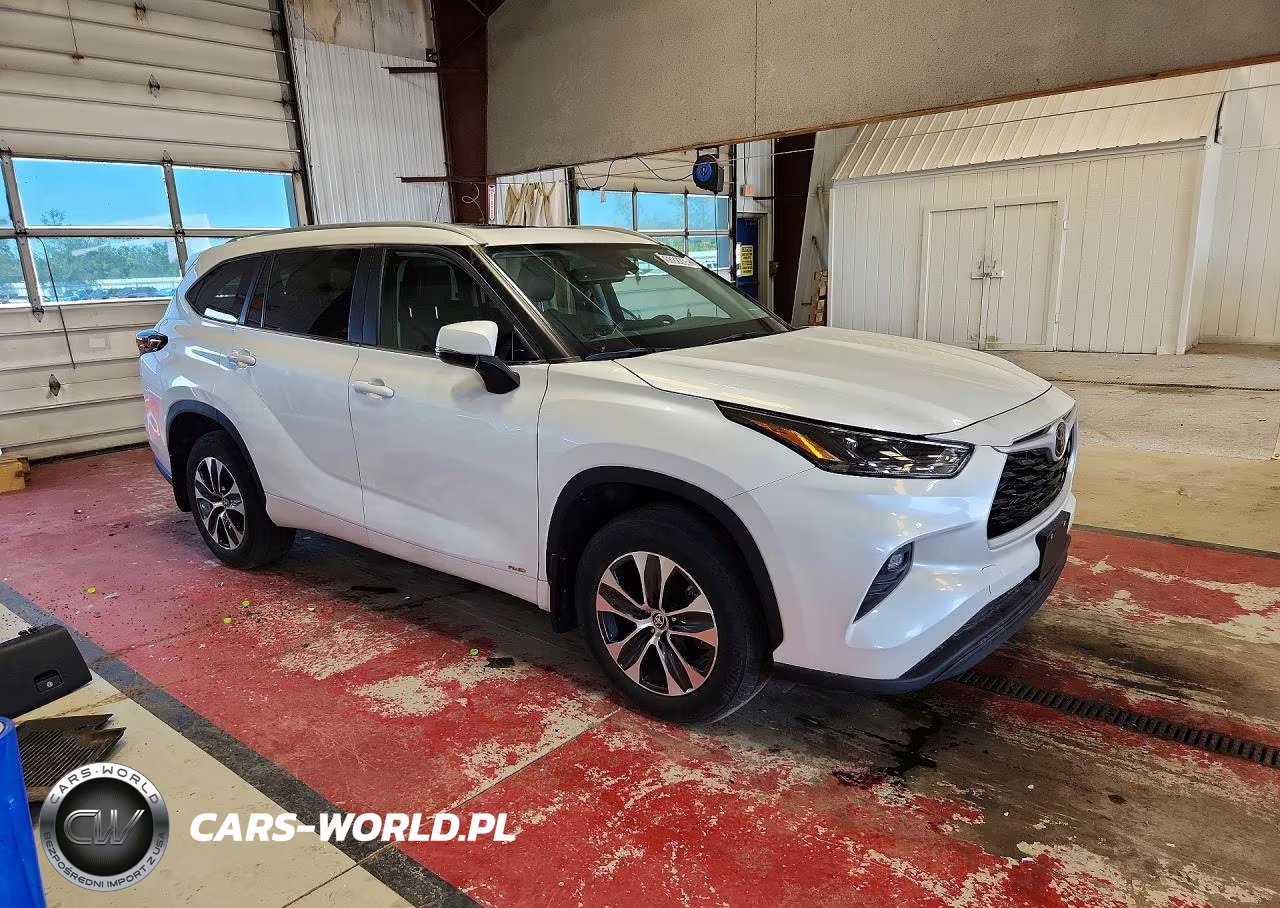 2025 Toyota Highlander Hybrid Xle VIN:5TDKBRCH9SS662006 - 4
