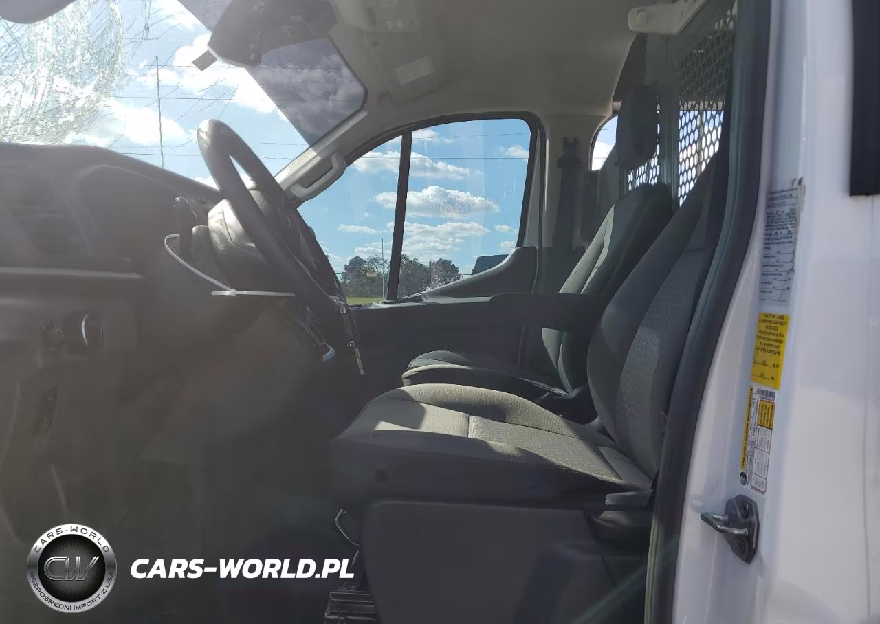 2023 Ford Transit T-250 VIN:1FTBR1YGXPKB21302 - 7