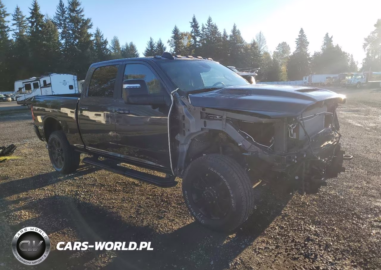2024 Ram 2500 Laramie VIN:3C6UR5FL1RG239496 - 4