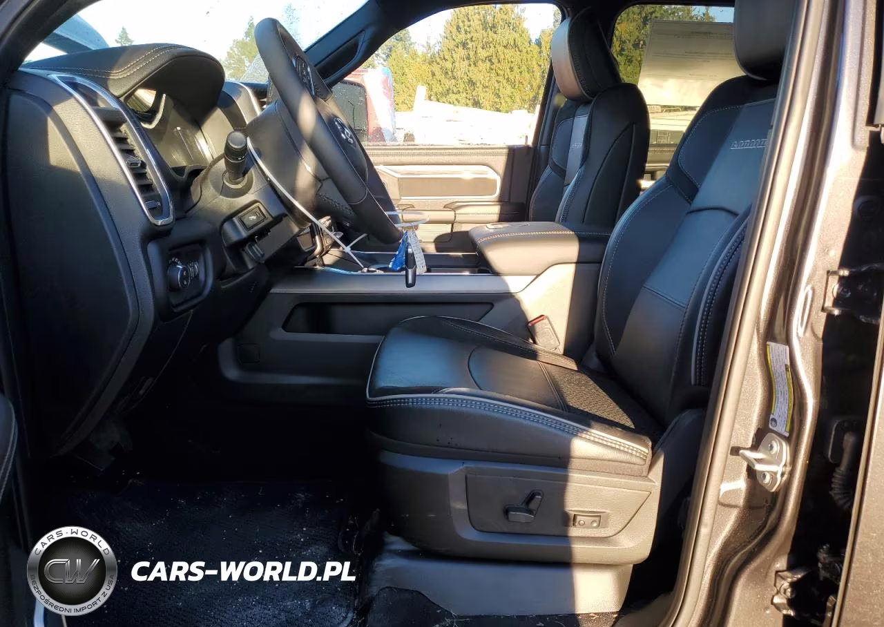 2024 Ram 2500 Laramie VIN:3C6UR5FL1RG239496 - 7