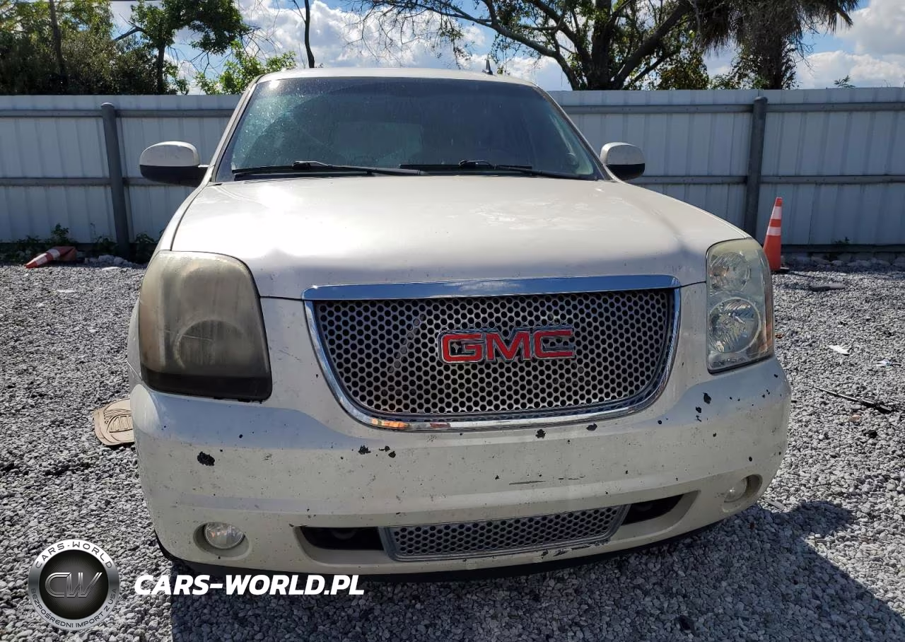 2013 GMC Yukon Denali VIN:1GKS2EEF1DR251323 - 5